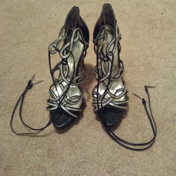 Bebe 👠 heels - Picture 5 of 7